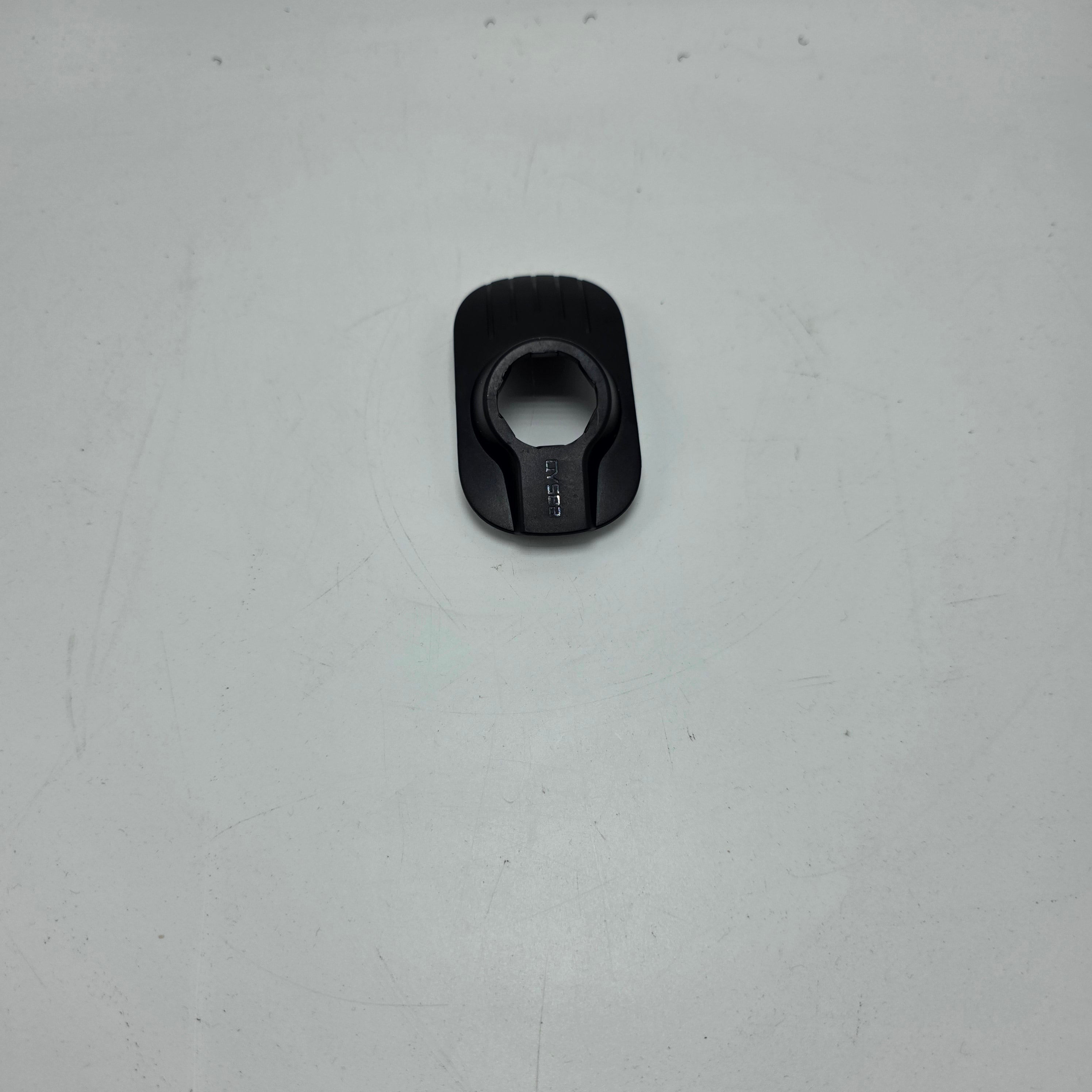 Qysea - FiFish V-EVO SD card remover tool - used