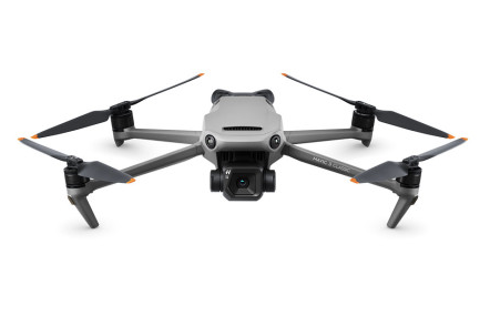 DJI - Mavic 3 Classic With DJI RC Remote